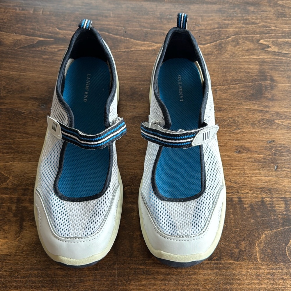 Land's End Women's Mesh Walking/Beach Shoes Size 9B